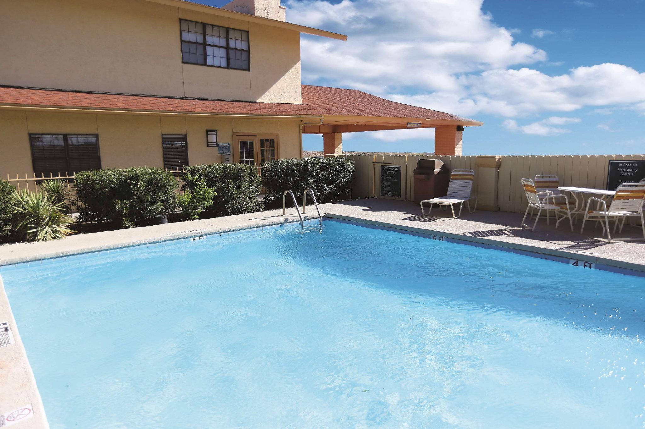 Baymont By Wyndham Fort Stockton Exterior foto